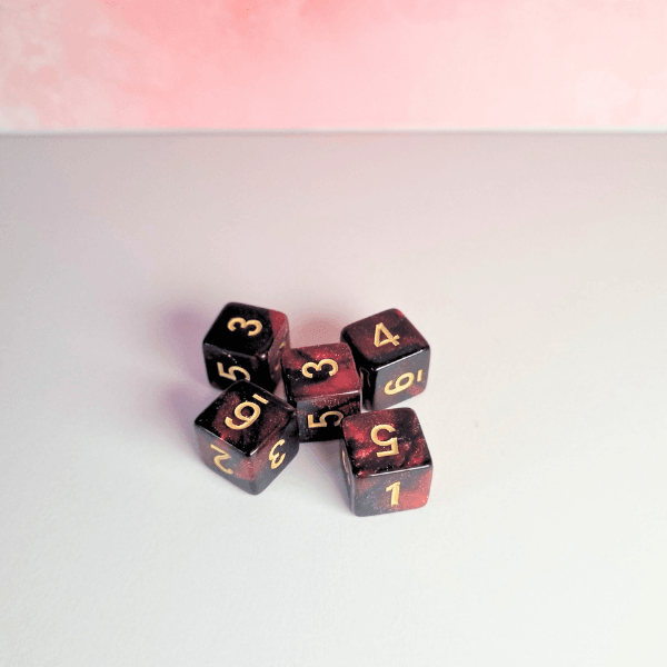 Lot de 5 dés 6 faces de 16mm avec chiffres